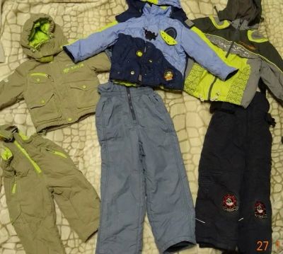 Лот: 12709174. Фото: 1. Пакет детских вещей фирмы "Donilo... Костюмы, пиджаки, комбинезоны