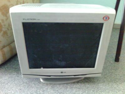 Лот: 1675084. Фото: 1. Монитор ЭЛТ LG Flatron F700B. ЭЛТ-мониторы