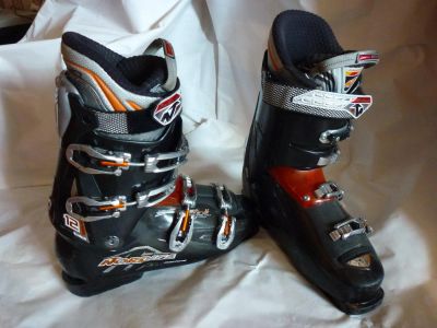 Лот: 4555668. Фото: 1. Ботинки горнолыжные Nordica SportMachine... Ботинки