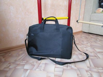 Лот: 6501115. Фото: 1. Сумка для ноутбука 17,3". Сумки, рюкзаки