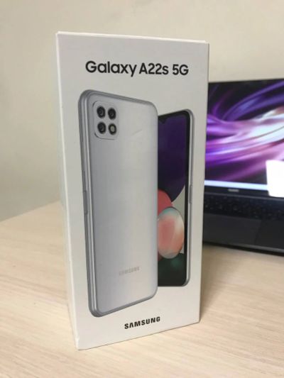 Лот: 19063624. Фото: 1. Новый! Запакованный Samsung Galaxy... Смартфоны