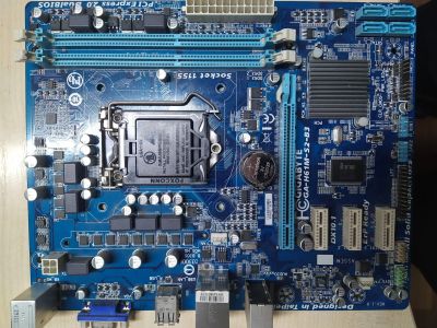 Лот: 16552443. Фото: 1. Материнская плата GigaByte GA-H61M-S2-B3. Материнские платы