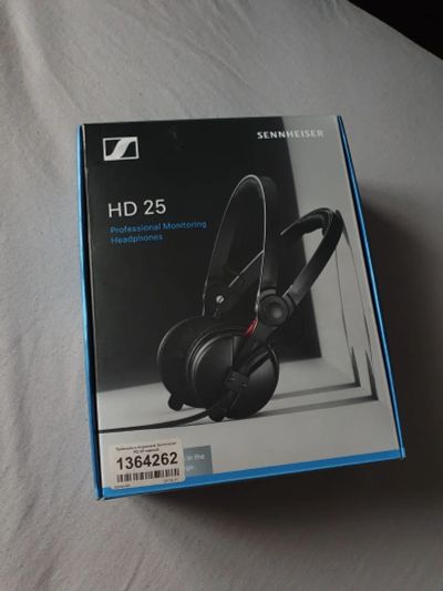 Лот: 17970912. Фото: 1. Наушники sennheiser hd 25. DJ-оборудование