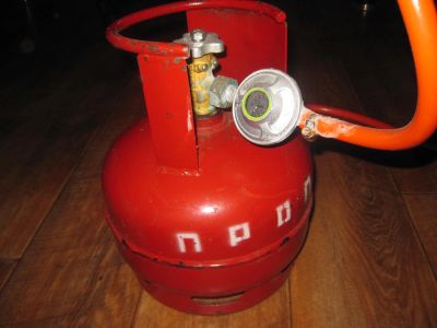 Лот: 8310861. Фото: 1. газовый балон 5 л. с редуктором... Баллоны, газ в баллонах