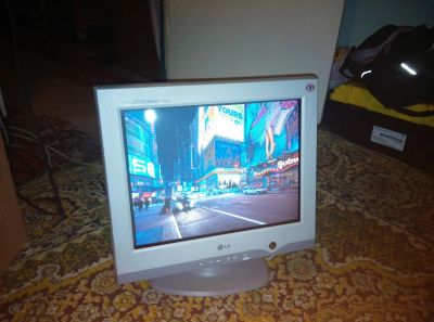 Лот: 4976694. Фото: 1. Монитор LG Flatron T710BH. ЭЛТ-мониторы