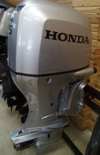 Лот: 18961587. Фото: 1. 4х-тактный лодочный мотор HONDA... Лодочные моторы