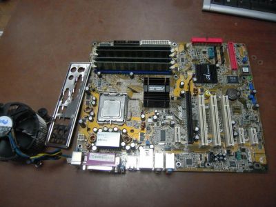 Лот: 10622715. Фото: 1. Материнская плата 775 Asus P5GD1... Комплекты запчастей