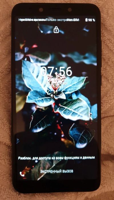 Лот: 15557922. Фото: 1. Xiaomi Mi A2 4/64. Смартфоны