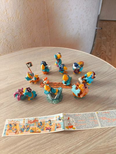 Лот: 25431501. Фото: 1. Серия киндер-сюрприз попугаи-пираты... Игрушки