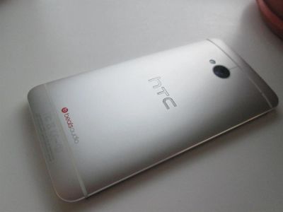 Лот: 3854118. Фото: 1. Htc One Silver РСТ, Идеально состояние... Смартфоны