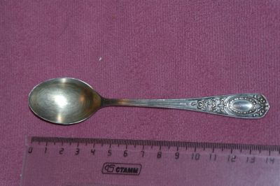 Лот: 4692065. Фото: 1. Ложка чайная мнц. Столовые приборы, ножи