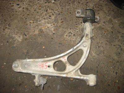 Лот: 20895586. Фото: 1. Рычаг подвески нижний Subaru Legacy... Ходовая, подвеска, рулевое управление