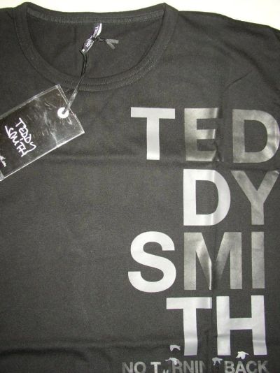 Лот: 7001082. Фото: 1. Футболка Teddy Smith Франция р... Футболки, поло