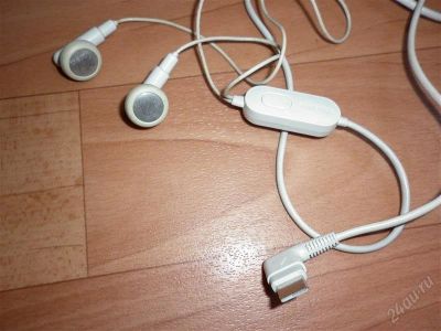 Лот: 2757346. Фото: 1. Зарядки, гарнитуры,USB провода... Разное