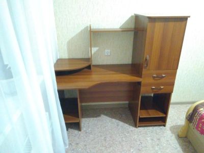 Лот: 11338133. Фото: 1. Стол компьютерный. Компьютерные и письменные столы