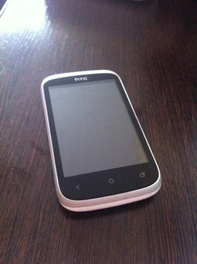 Лот: 4030294. Фото: 1. HTC desire C. Смартфоны