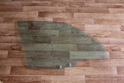 Лот: 5612603. Фото: 1. Стекло боковое mazda demio DW3W... Кузов