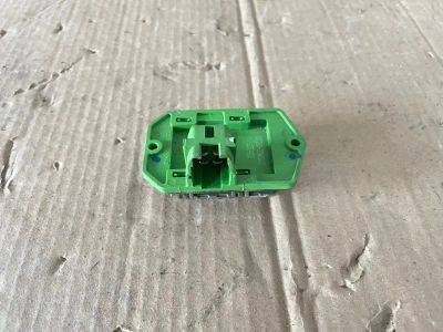 Лот: 25810951. Фото: 1. реостат печки Jac N120. Двигатель и элементы двигателя