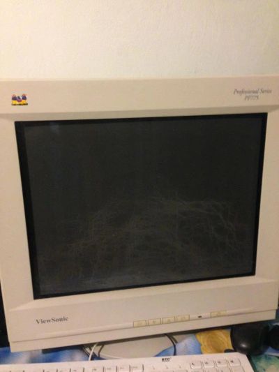 Лот: 6823304. Фото: 1. Viewsonic pf775. ЭЛТ-мониторы