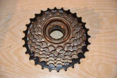 Лот: 3078549. Фото: 1. Кассета Shimano 7 скоростей практически... Запчасти