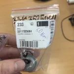 Лот: 17645031. Фото: 1. Пробка 33117525064 BMW. Расходные материалы