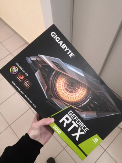 Лот: 18943418. Фото: 1. Gigabyte RTX 3060 V2. Видеокарты
