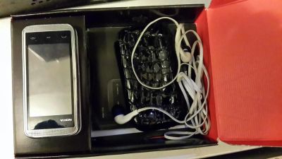 Лот: 3070945. Фото: 1. Nokia 5530 бело-голубая полный... Смартфоны