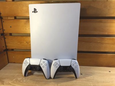 Лот: 19198496. Фото: 1. Sony Playstation 5 с дисководом... Игровые приставки, консоли
