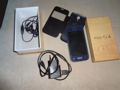 Лот: 3660501. Фото: 1. Samsung Galaxy S4 mini (корейская... Смартфоны