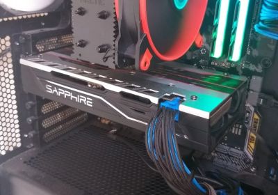 Лот: 15656443. Фото: 1. Rx 570 4Гб Sapphire pulse. Видеокарты