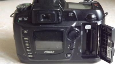 Лот: 3849900. Фото: 1. Цифровая зеркальная камера Nikon... Цифровые зеркальные