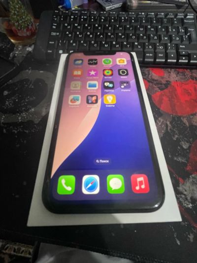 Лот: 25639001. Фото: 1. Iphone XR 64 gb. Смартфоны