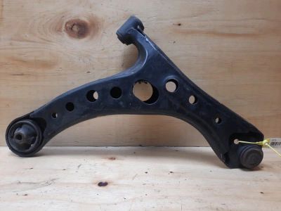 Лот: 18523490. Фото: 1. Рычаг подвески Toyota Noah AZR60G... Ходовая, подвеска, рулевое управление