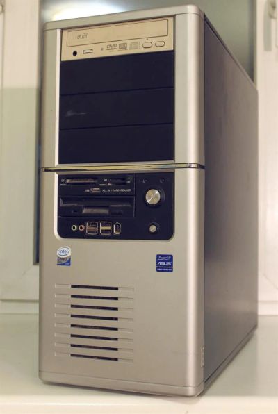Лот: 3673174. Фото: 1. Системный блок Core 2 Quad Q9400... Компьютеры в сборе