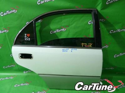 Лот: 10618418. Фото: 1. дверь RR toyota crown majesta... Кузов
