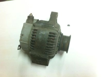 Лот: 4272088. Фото: 1. Генератор Toyota Camry. Электрооборудование
