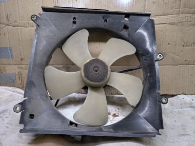 Лот: 17569604. Фото: 1. Вентилятор охлаждения Toyota Тойота. Электрооборудование
