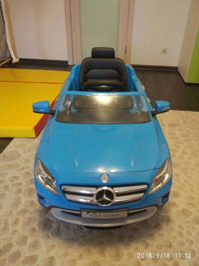 Лот: 12129088. Фото: 1. Электромобиль детский "Mercedes... Детские электромобили