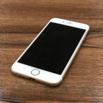 Лот: 11169034. Фото: 1. iPhone 6s 64gb Gold РСТ в идеальном... Смартфоны