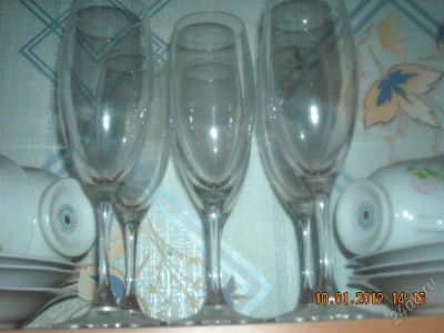 Лот: 1471448. Фото: 1. Фужеры для вина, у кого в избранном... Кружки, стаканы, бокалы