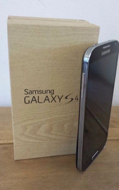 Лот: 9601431. Фото: 1. samsung galaxy s4 GT-I9505 отличное... Смартфоны