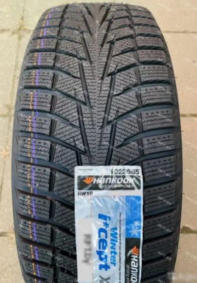 Лот: 19443220. Фото: 1. Шины 255/50 R19 Hankook RW10 зимние. Шины