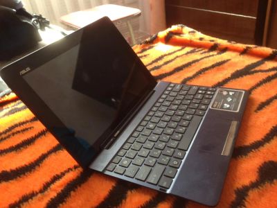 Лот: 4017141. Фото: 1. Asus TF300TG. Планшеты