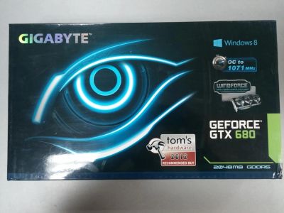 Лот: 5529103. Фото: 1. Видеокарта GeForce GTX680 (почти... Видеокарты