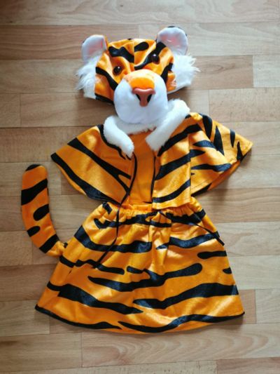 Лот: 18996014. Фото: 1. Карнавальный костюм тигра на девочку. Детские карнавальные, праздничные костюмы