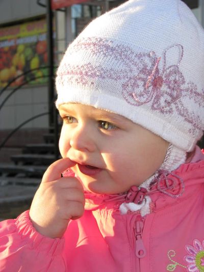 Лот: 4073286. Фото: 1. Белоснежная шапочка с закрытыми... Головные уборы