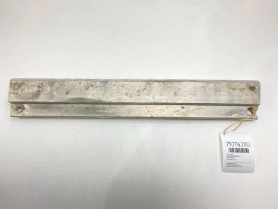 Лот: 21255299. Фото: 1. Кронштейн Audi A8 2003 4E0803809A... Кузов