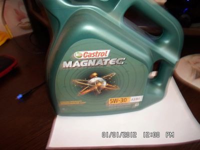 Лот: 9853889. Фото: 1. Масло Castrol Magnatec 5W-30 A3... Масла, жидкости
