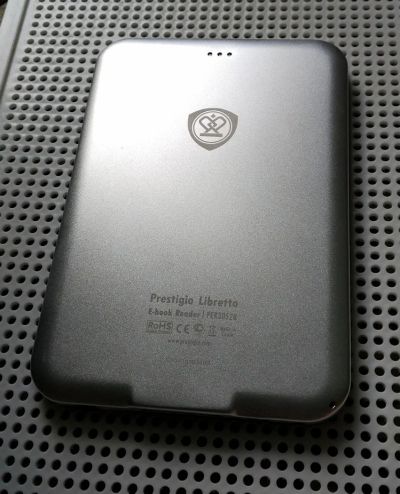 Лот: 695571. Фото: 1. Электронная книга Prestigio. Электронные книги