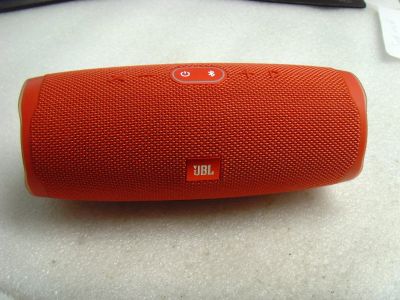 Лот: 16141714. Фото: 1. Беспроводная колонка jbl charge... Красноярск